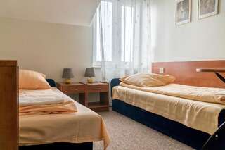 Отель Hotel Mixbud Бяла-Подляска Двухместный номер с 2 отдельными кроватями-14
